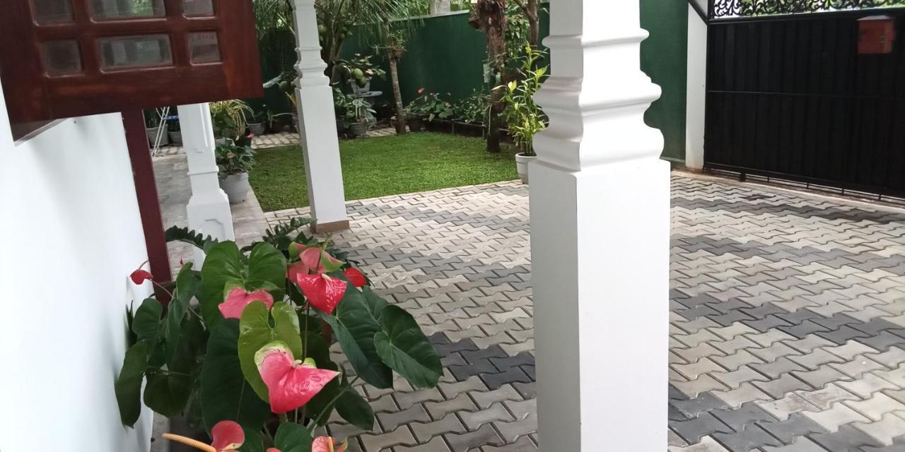 Movi Holiday Apartment Bentota Exterior photo